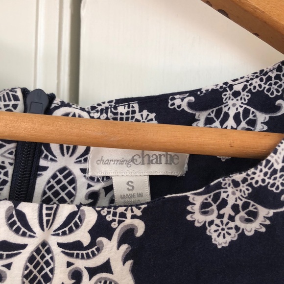 Cute belted summer dress - Picture 4 of 4